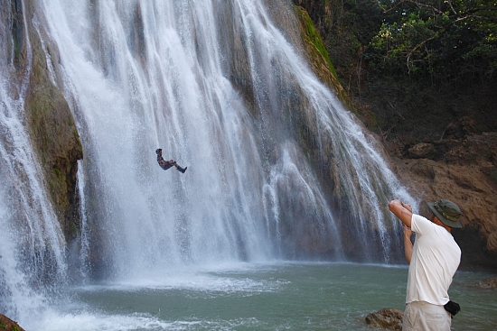 Fragment wodospadu Salto El Limon